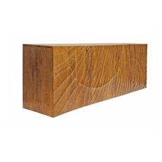 Estila Art deco masívny nástenný príborník Cumbria z mangového dreva s reliéfnym vyrezávaním v tvare lúčov a štyrmi dvierkami 177 cm