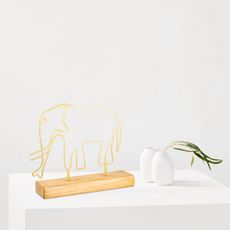 Hanah Home Kovová dekorácia Elephant 30 cm zlatá