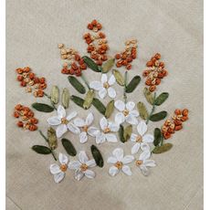 Vyšívaný obrus kocka margarétky 85x85 cm TiaHome