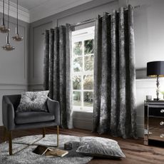 Sivé závesy v súprave 2 ks 168x183 cm Crushed Velvet – Catherine Lansfield