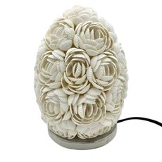 Nočná lampa z morských mušlí svetlá 15cm