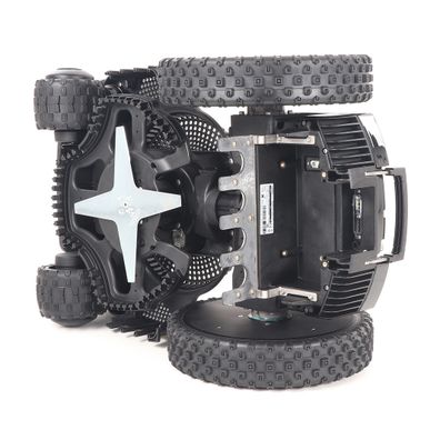 Robotická kosačka na trávu TECHline NEXTTECH BX4 4WD