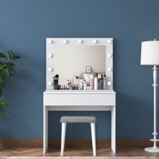 Kalune Design Minimalistický toaletní stolek Alisson III s LED zrcadlem a taburetem bílý