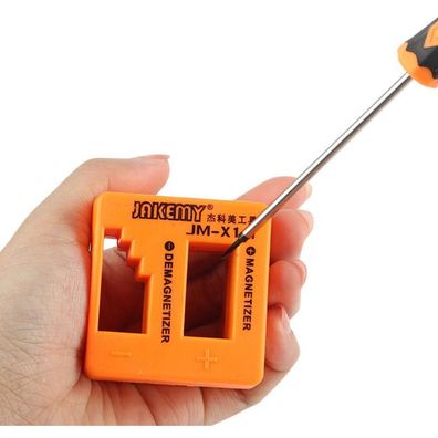 Magnetizér a demagnetizér skrutkovačov JAKEMY, bitov JM-X1