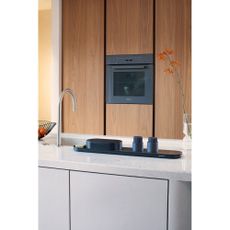 Sivý plastový stojan na umývacie prostriedky SinkStyle – Brabantia