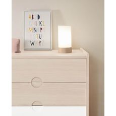Biela/v prírodnej farbe stolová lampa z bukového dreva s textilným tienidlom (výška 26 cm) Slat – Kave Home