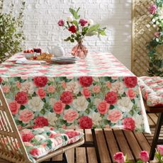 Bavlnený obrus 137x229 cm Rose Garden – RHS