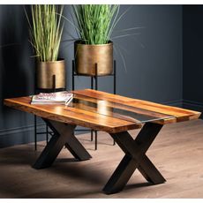 Estila Industriálny konferenčný stolík Live Edge v tvare obdĺžnika na prekrížených nožičkách s hnedou akáciovou doskou a sklom 115cm