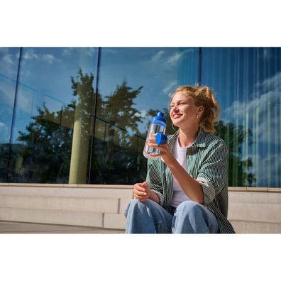 Tmavomodrá tritanová fľaša 500 ml Vivid blue – Mepal
