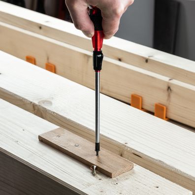 Japonský elektrikársky krížový skrutkovač SK11 - 2 x 150 mm